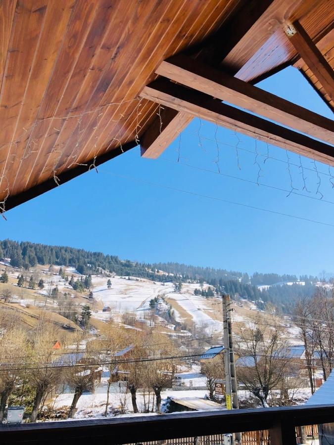Pensiunea Bucur Damuc Exterior foto